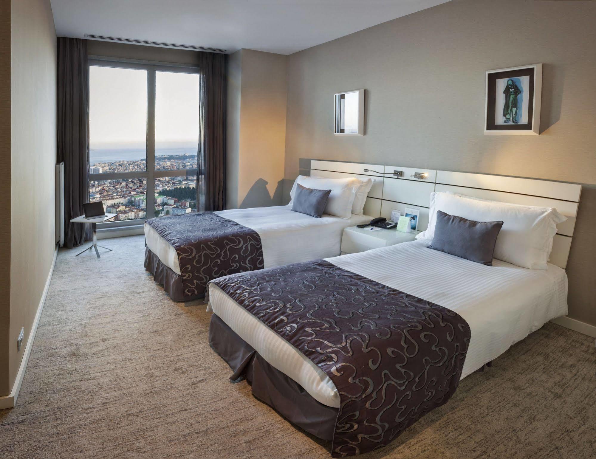 Fraser Place Anthill Estambul Exterior foto A room at the hotel