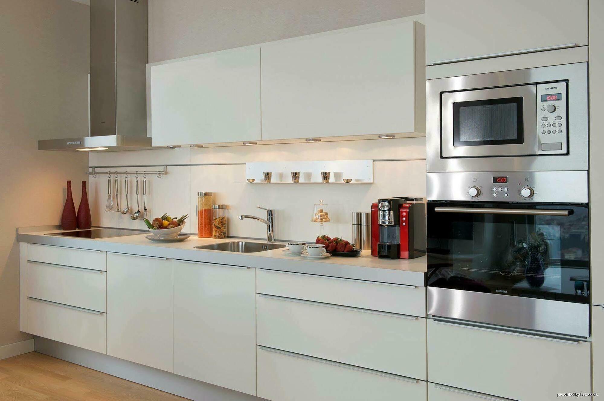 Fraser Place Anthill Estambul Habitación foto A modern kitchen